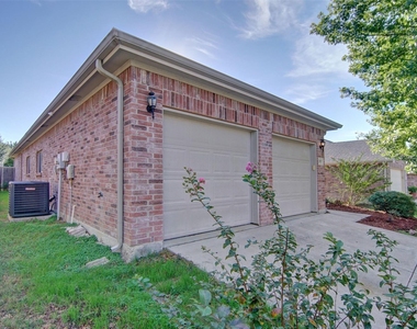 2917 Yoakum Street - Photo Thumbnail 1