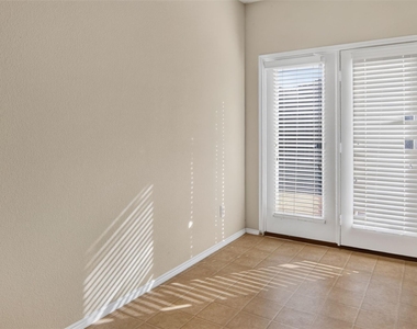 2917 Yoakum Street - Photo Thumbnail 14
