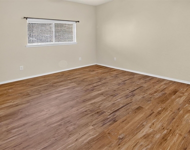 2917 Yoakum Street - Photo Thumbnail 23