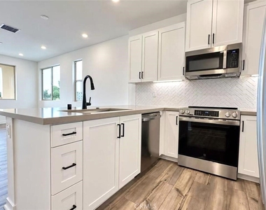 1313 N Pinecrest Paseo - Photo Thumbnail 16