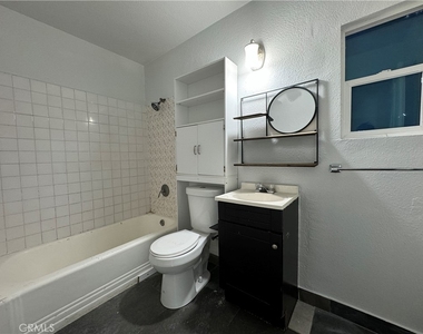 2110 Linden Avenue - Photo Thumbnail 3