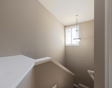 935 Goodman Avenue - Photo Thumbnail 23
