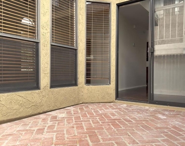 10152 Norwalk Street - Photo Thumbnail 24