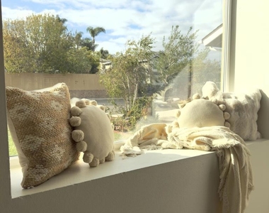 10152 Norwalk Street - Photo Thumbnail 5
