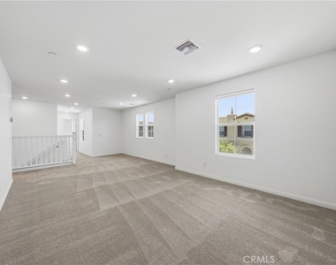 3966 E Catalina Street - Photo Thumbnail 24