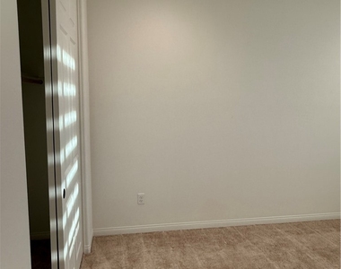 16535 Shawnee - Photo Thumbnail 28