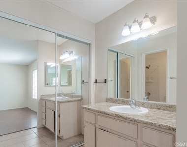 12584 Atwood Ct - Photo Thumbnail 13