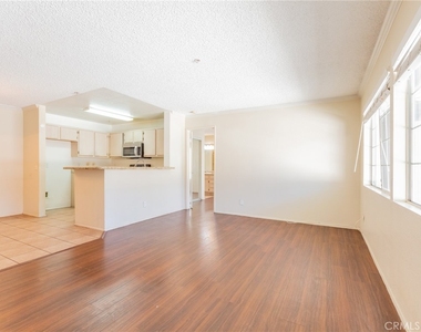 12584 Atwood Ct - Photo Thumbnail 6