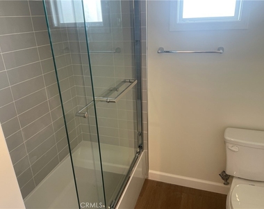 413 W Duarte Road - Photo Thumbnail 26