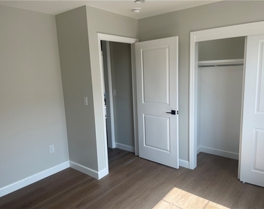 413 W Duarte Road - Photo Thumbnail 24