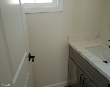 413 W Duarte Road - Photo Thumbnail 20