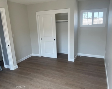 413 W Duarte Road - Photo Thumbnail 27