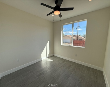 179 E 8th Street - Photo Thumbnail 20