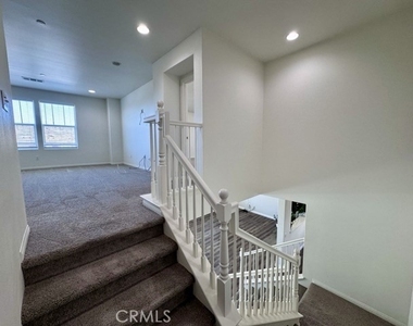 30197 Slate Street - Photo Thumbnail 31