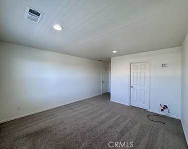 30197 Slate Street - Photo Thumbnail 37