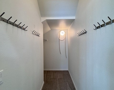 30197 Slate Street - Photo Thumbnail 13
