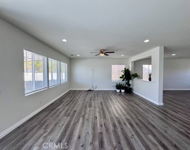 30197 Slate Street - Photo Thumbnail 11