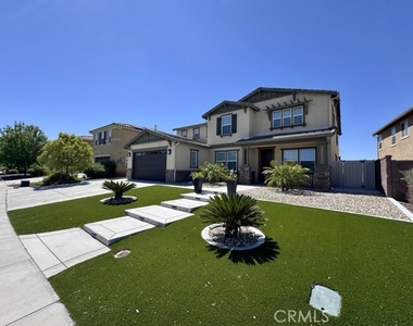 30197 Slate Street - Photo Thumbnail 3