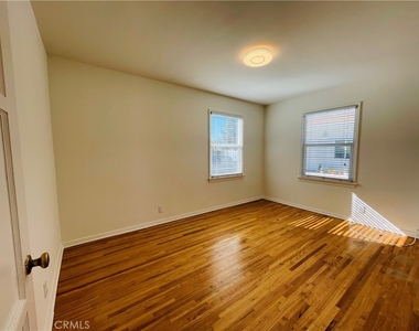 8465 Quartz Avenue - Photo Thumbnail 9