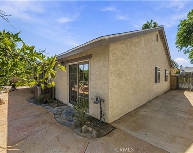 27964 Redwood Glen Road - Photo Thumbnail 40