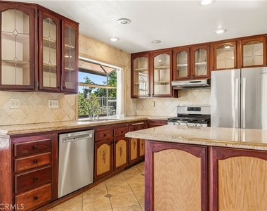 27964 Redwood Glen Road - Photo Thumbnail 13