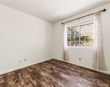 27964 Redwood Glen Road - Photo Thumbnail 26