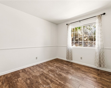 27964 Redwood Glen Road - Photo Thumbnail 29
