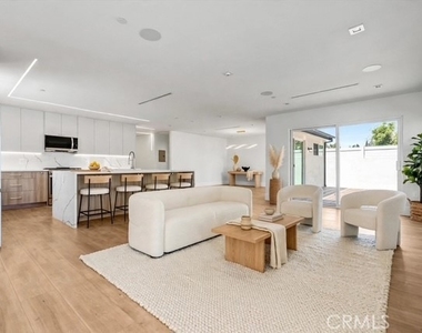 7508 Claire Avenue - Photo Thumbnail 11