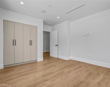 7508 Claire Avenue - Photo Thumbnail 22