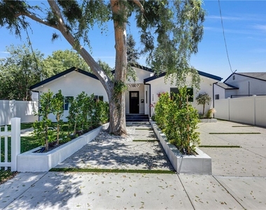 7508 Claire Avenue - Photo Thumbnail 5