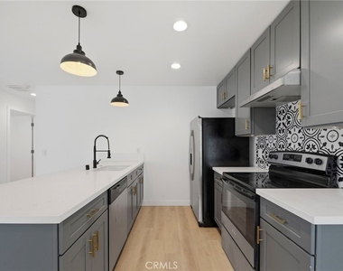 3536 1/2 Arroyo Secco - Photo Thumbnail 3