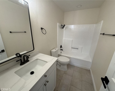 2892 Heller - Photo Thumbnail 14