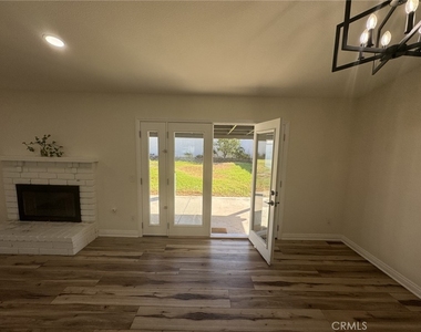 2892 Heller - Photo Thumbnail 7