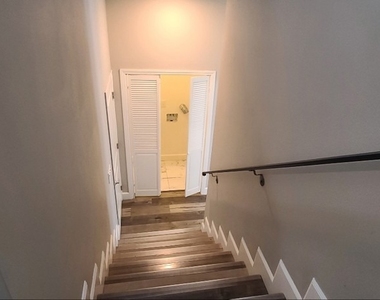 866 E 46th - Photo Thumbnail 20