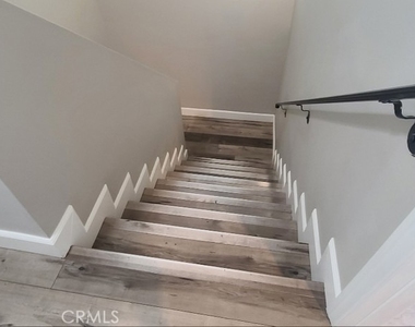 866 E 46th - Photo Thumbnail 19