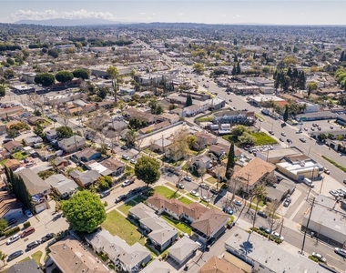 12725 La Cuarta Street - Photo Thumbnail 30
