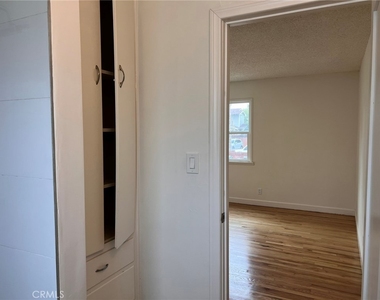12725 La Cuarta Street - Photo Thumbnail 22