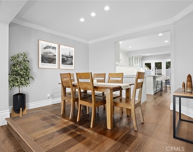 2463 Irvine - Photo Thumbnail 5