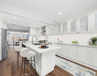 2463 Irvine - Photo Thumbnail 7