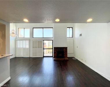 8180 Manitoba Street - Photo Thumbnail 8