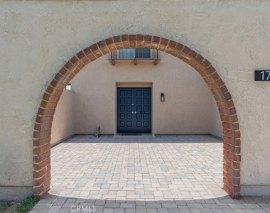 1708 E Cyrene - Photo Thumbnail 2