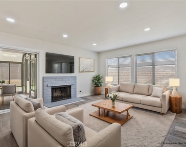 1708 E Cyrene - Photo Thumbnail 5
