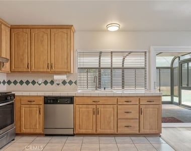 1708 E Cyrene - Photo Thumbnail 9