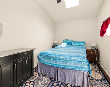 729 Second Avenue - Photo Thumbnail 59