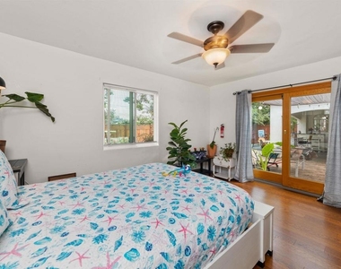 729 Second Avenue - Photo Thumbnail 33