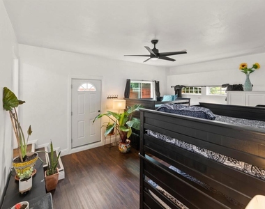 729 Second Avenue - Photo Thumbnail 42