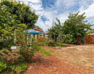 729 Second Avenue - Photo Thumbnail 17
