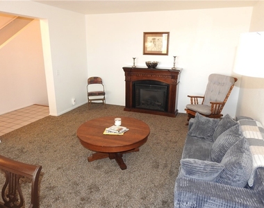 5041 Pine Ridge Avenue - Photo Thumbnail 19