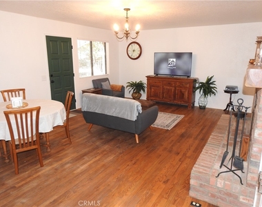 5041 Pine Ridge Avenue - Photo Thumbnail 5