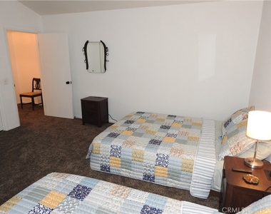 5041 Pine Ridge Avenue - Photo Thumbnail 30